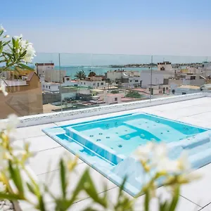 https://hotel-boutique-urban-vacanzy-adults-only.in-canary-islands.com